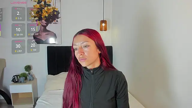 Scarlett  bell online show from 10/28/25, 01:14