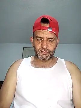 RogueTraveler online show from 09/26/25, 04:16