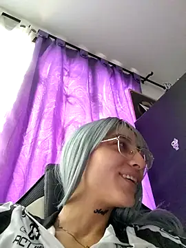 Dani pegin online show from 10/17/25, 01:46