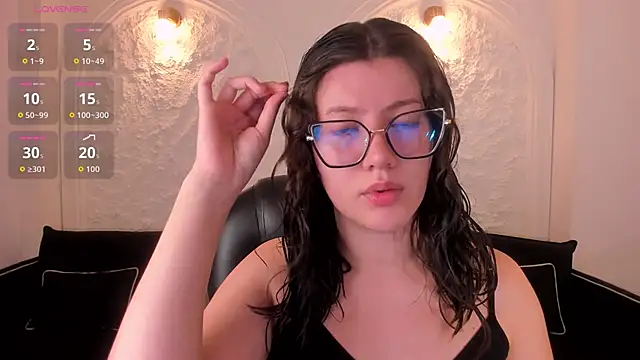 AmberFarrell online show from 04/17/26, 08:12