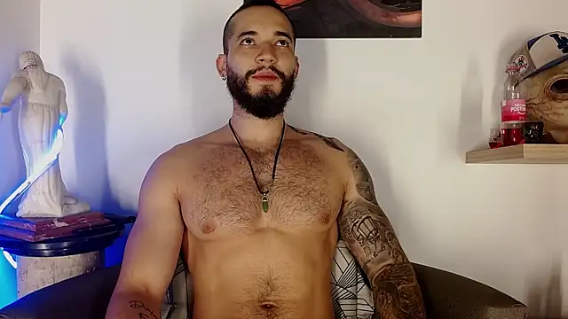 Morgann jones online show from 06/12/26, 03:33