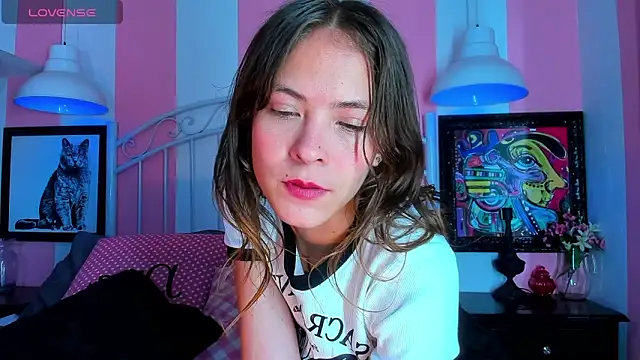 Liah Grey8 online show from 12/17/24, 02:01