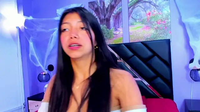 KimberlyVillaLobos online show from 10/25/25, 11:40