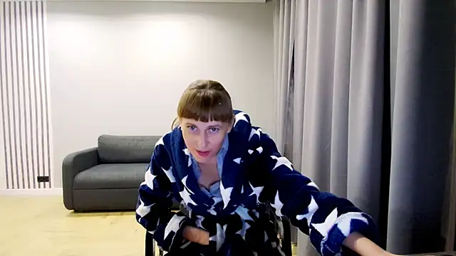 Daniella Lorente online show from 12/06/24, 01:29