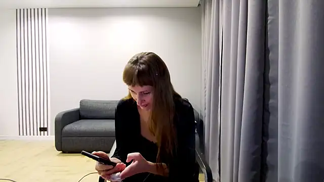 Daniella Lorente online show from 01/11/25, 10:07