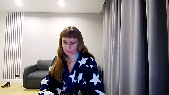 Daniella Lorente online show from 02/10/25, 09:04
