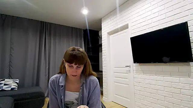Daniella Lorente online show from 05/12/26, 09:12