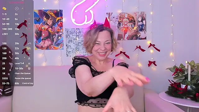 Snapshot of Lara_nice chatting on 12/28/24, 01:29 Lara nice online show from 12/28/24, 01:29