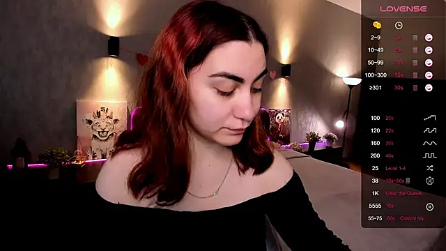 hannacheekss  online show from 09/22/25, 02:02