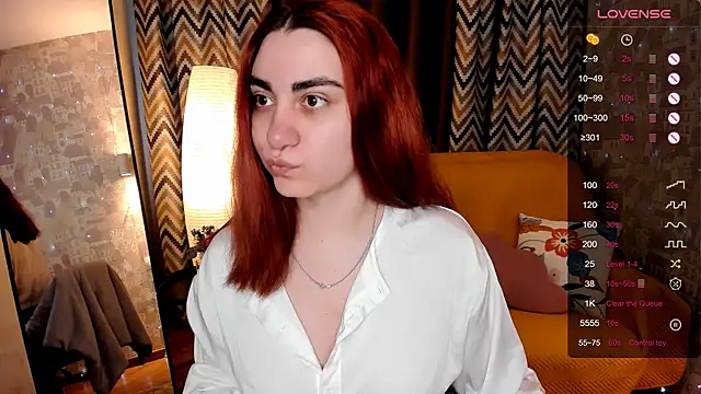 hannacheekss  online show from 05/18/26, 02:07