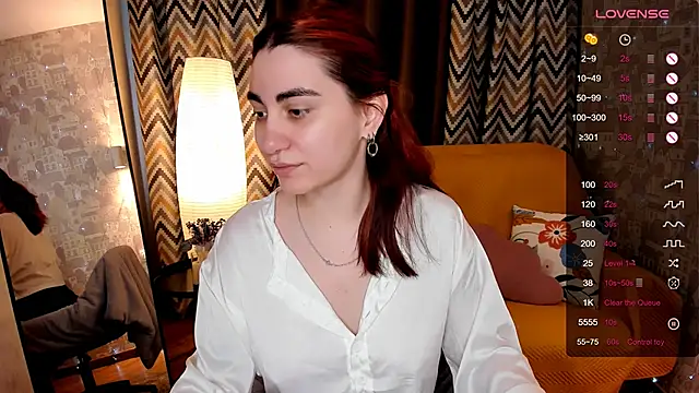 hannacheekss  online show from 05/18/26, 04:07