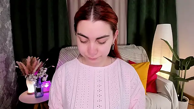 hannacheekss  online show from 05/19/26, 02:07