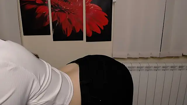 AliceSexyyy  online show from 12/09/24, 04:05