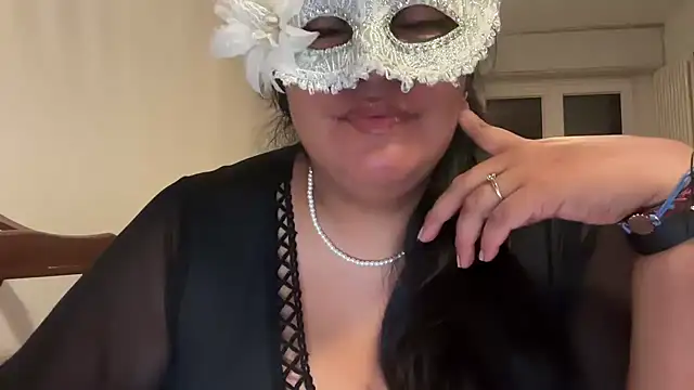 MashaCL online show from 10/14/25, 05:14