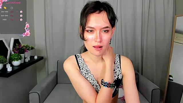 Emily Strikeee online show from 12/08/24, 01:14