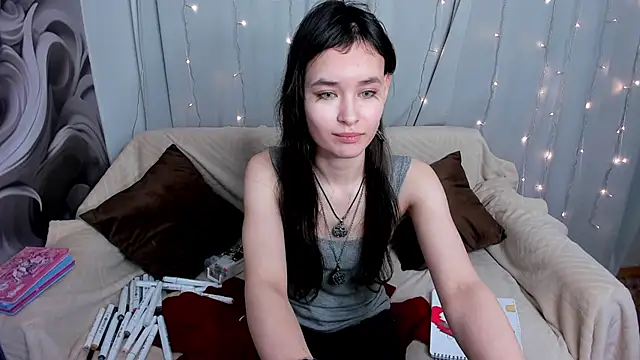 Emily Strikeee online show from 01/30/25, 12:48