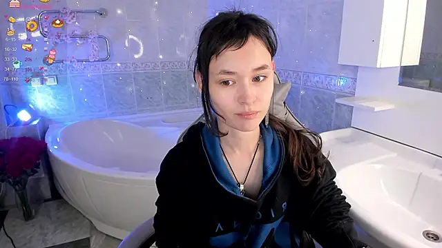 Emily Strikeee online show from 10/10/25, 09:08