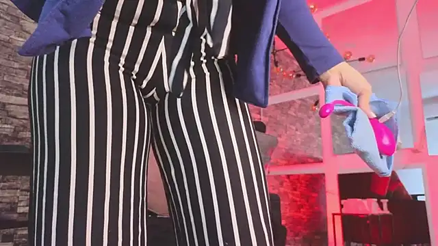 monicarousey online show from 01/23/25, 10:43