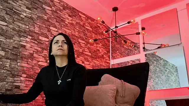 monicarousey online show from 02/21/25, 10:39