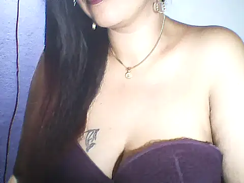 layanah12 online show from 05/05/26, 07:55
