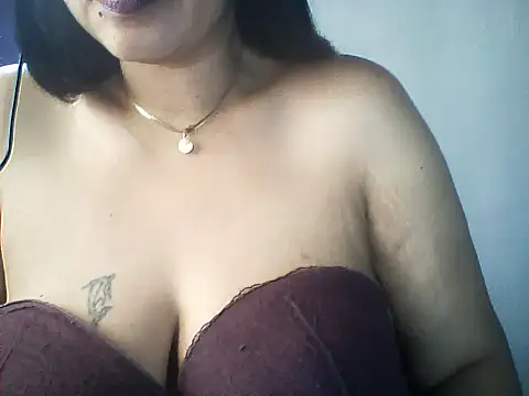 layanah12 online show from 06/21/26, 05:43