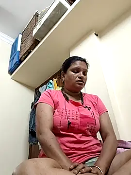 Lilly-queen online show from 02/17/25, 06:15