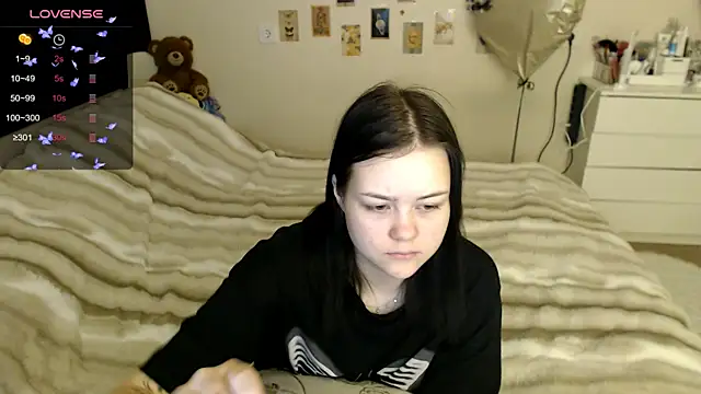 Snapshot of BettyandRich_ chatting on 11/29/25, 09:01 BettyandRich online show from 11/29/25, 09:01