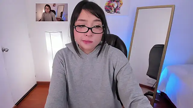 Escarlett Wii online show from 11/16/25, 01:39