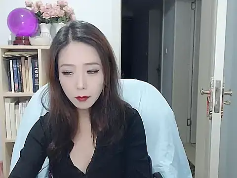 SuSushi728 online show from 11/26/25, 03:46