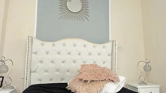 Ambar Collingg online show from 01/31/25, 04:06