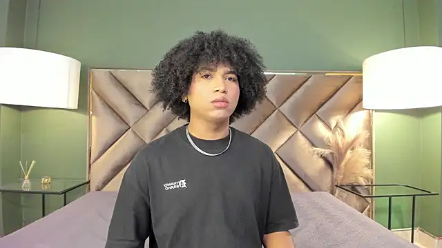 Snapshot of Ambar_Collingg chatting on 09/29/25, 09:41 Ambar Collingg online show from 09/29/25, 09:41