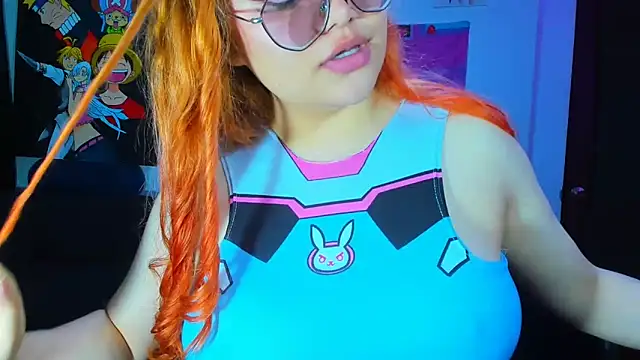 Snapshot of Lily_stone04 chatting on 12/03/25, 06:54 Lily stone04 online show from 12/03/25, 06:54