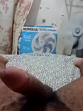 Snapshot of kaua_rola_de_mel chatting on 01/23/25, 03:05 kaua rola de mel online show from 01/23/25, 03:05