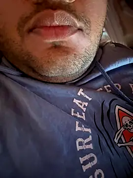 ved240 online show from 10/12/25, 06:12