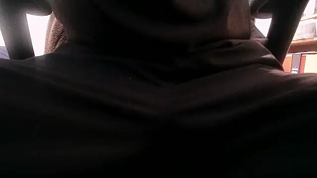 Snapshot of an4y8ot chatting on 12/12/24, 03:59 an4y8ot online show from 12/12/24, 03:59