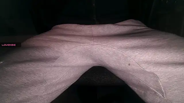 Snapshot of an4y8ot chatting on 12/17/24, 05:40 an4y8ot online show from 12/17/24, 05:40