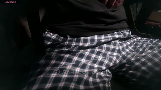 Snapshot of an4y8ot chatting on 01/18/25, 05:41 an4y8ot online show from 01/18/25, 05:41