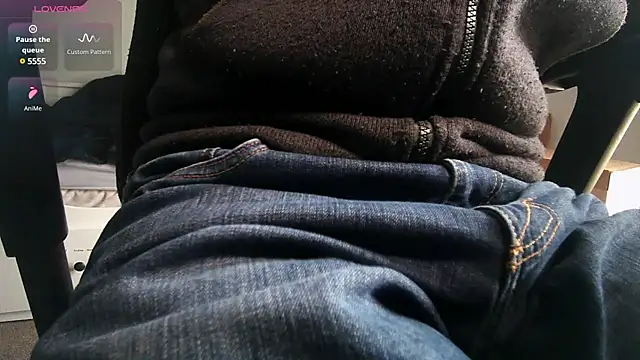 Snapshot of an4y8ot chatting on 03/11/25, 04:51 an4y8ot online show from 03/11/25, 04:51