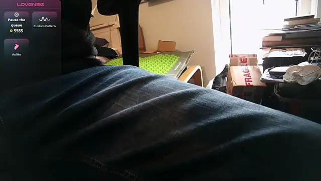 Snapshot of an4y8ot chatting on 03/13/25, 04:45 an4y8ot online show from 03/13/25, 04:45