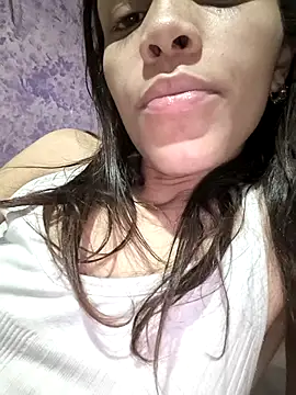 Snapshot of Cositarica_69 chatting on 10/28/25, 11:58 Cositarica 69 online show from 10/28/25, 11:58