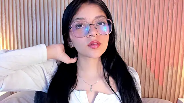 Snapshot of lana_dol chatting on 09/25/25, 12:09 lana dol online show from 09/25/25, 12:09