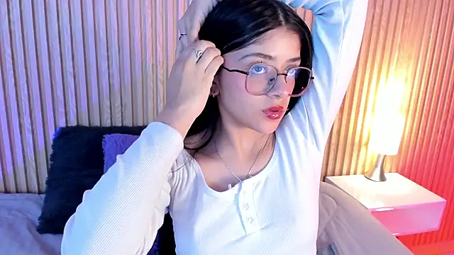 Snapshot of lana_dol chatting on 10/03/25, 12:35 lana dol online show from 10/03/25, 12:35