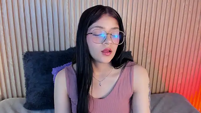 Snapshot of lana_dol chatting on 10/13/25, 01:11 lana dol online show from 10/13/25, 01:11