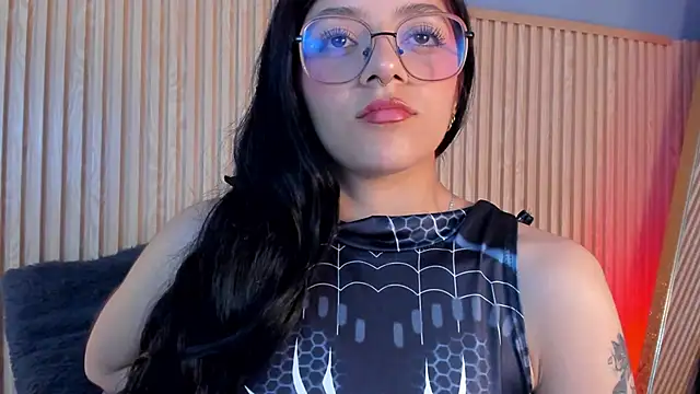 Snapshot of lana_dol chatting on 10/23/25, 12:48 lana dol online show from 10/23/25, 12:48