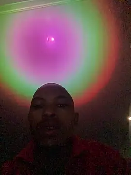 Snapshot of BlueIceCube chatting on 11/01/25, 04:14 BlueIceCube online show from 11/01/25, 04:14