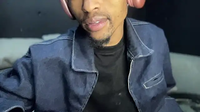 BlueIceCube online show from 07/28/26, 03:21