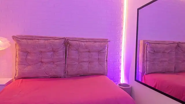 Salome rouse1 online show from 11/29/25, 12:02