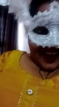 Snapshot of seemi_bhabhi chatting on 01/16/25, 09:16 seemi bhabhi online show from 01/16/25, 09:16