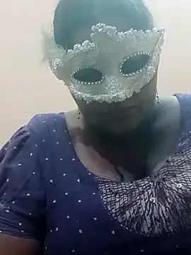 Snapshot of seemi_bhabhi chatting on 03/13/25, 08:54 seemi bhabhi online show from 03/13/25, 08:54