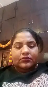Snapshot of seemi_bhabhi chatting on 03/23/25, 06:16 seemi bhabhi online show from 03/23/25, 06:16